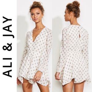 🆕 Ali & Jay Harriet's Happy Hour Romper